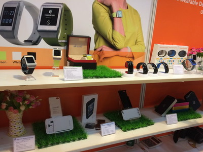 一米智能穿戴新品亮相香港秋季电子展，聚焦腕上健康与生活