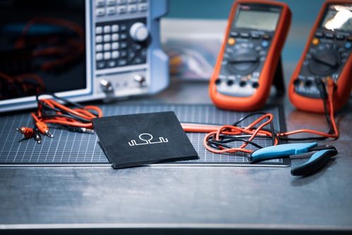 电子产品世界 连接、创新与未来